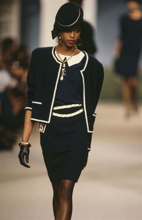 chanel street light|classic Chanel outfits.